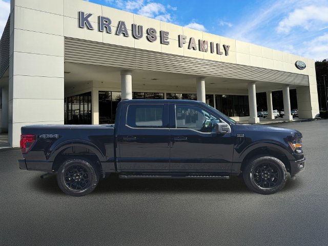 Certified 2024 Ford F150 XLT w/ XLT Black Appearance Package AWD/4WD image 9