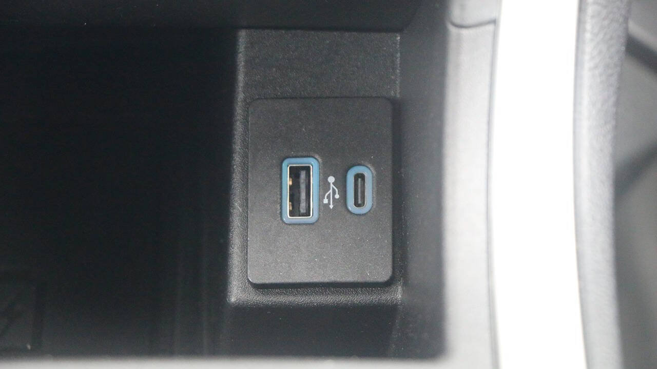 Certified 2023 Ford Edge SEL w/ Convenience Package AWD/4WD image 23