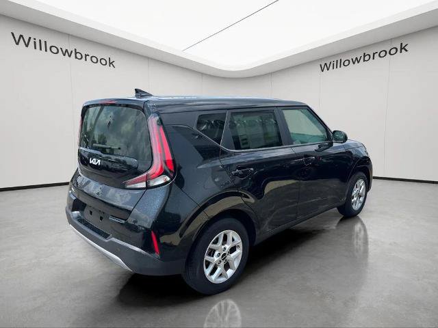 Used 2025 Kia Soul LX w/ LX Technology Package FWD image 5