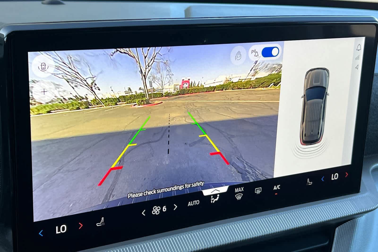 Certified 2025 Ford Explorer Active image 21