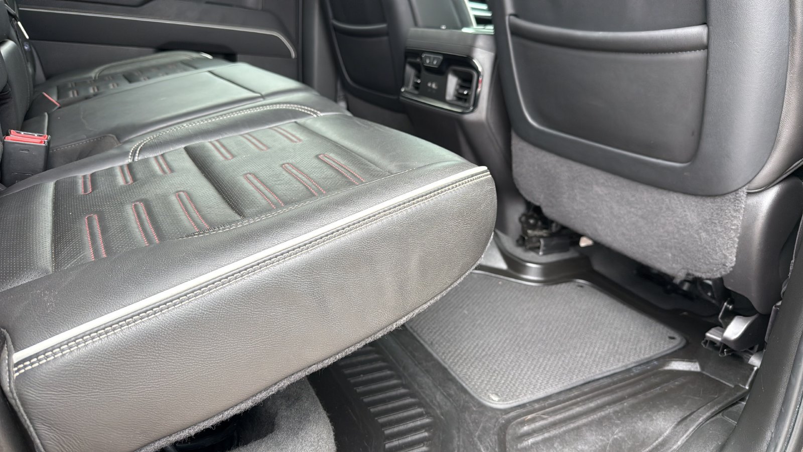 Used 2024 GMC Sierra 1500 AT4X AWD/4WD image 26