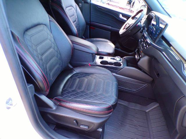 Certified 2023 Ford Escape ST-Line Elite w/ Premium Technology Package AWD/4WD image 11