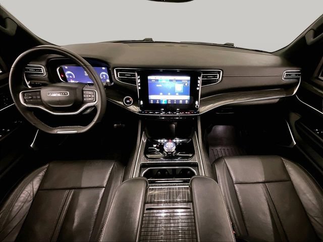 Used 2022 Jeep Wagoneer Series II AWD/4WD image 14