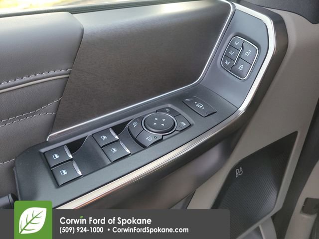 Certified 2025 Ford F450 Platinum w/ Platinum Plus Package image 25