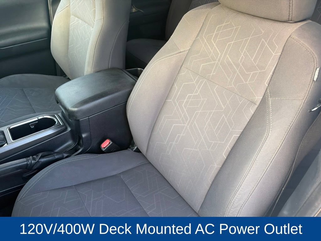 Used 2017 Toyota Tacoma TRD Off-Road AWD/4WD image 12