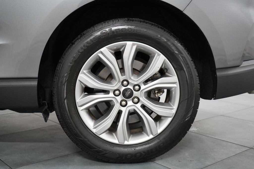Certified 2023 Ford Edge Titanium AWD/4WD image 39