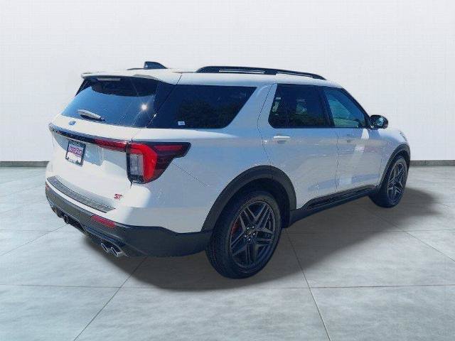 Certified 2025 Ford Explorer ST AWD/4WD image 7