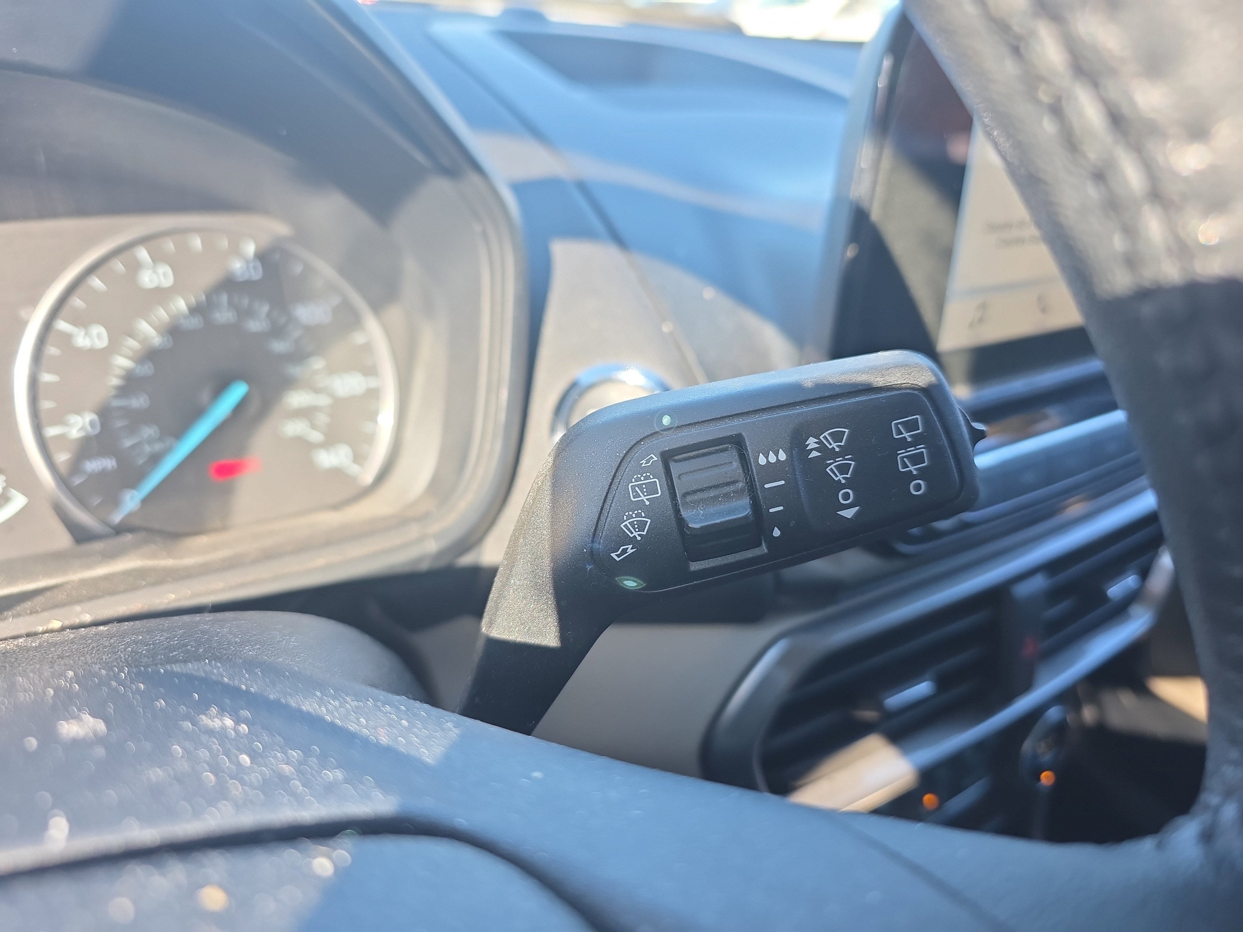 Certified 2019 Ford EcoSport SE image 35