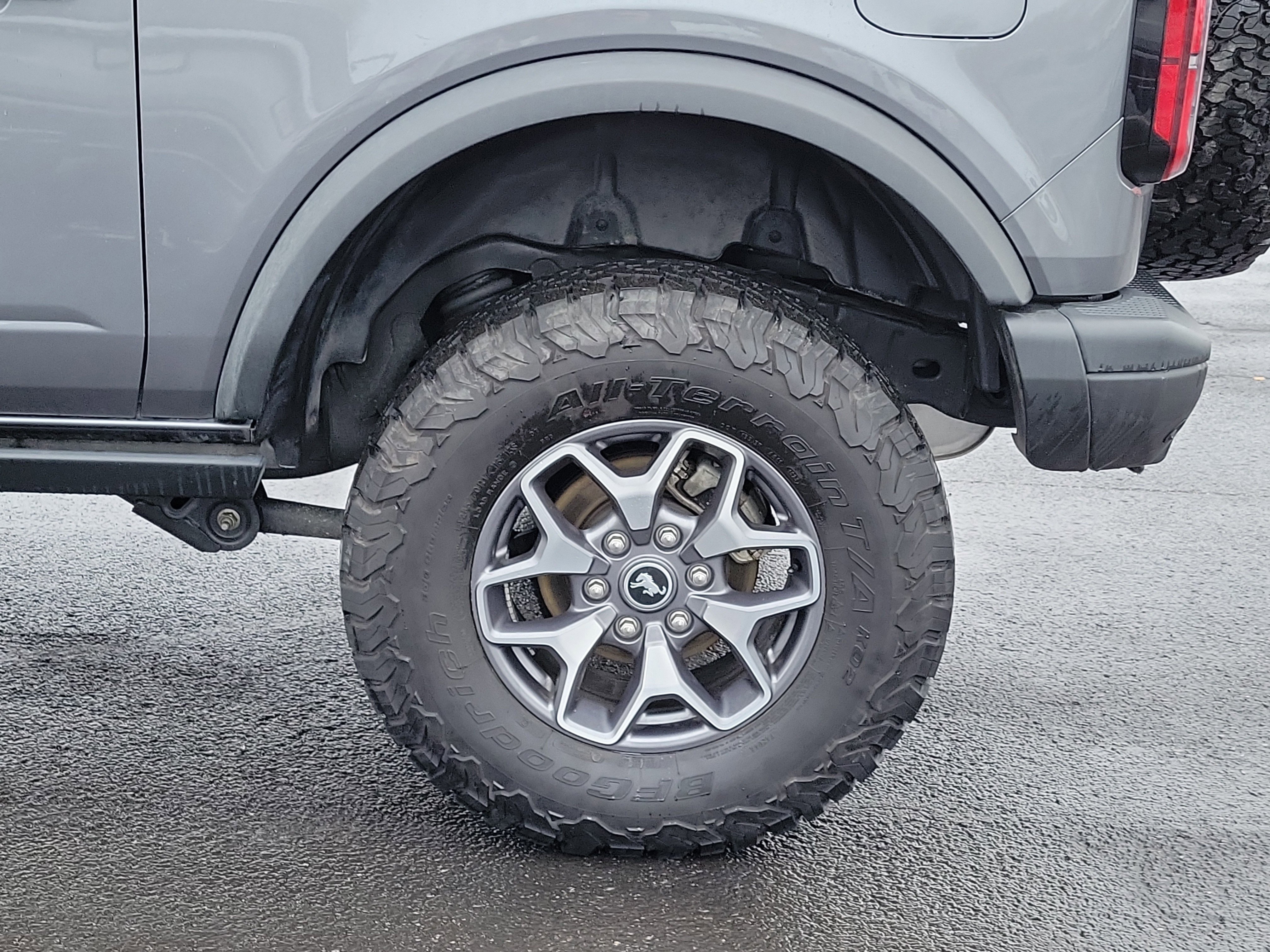 Certified 2023 Ford Bronco Badlands image 5