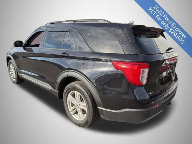 Certified 2022 Ford Explorer XLT w/ Equipment Group 202A image 6
