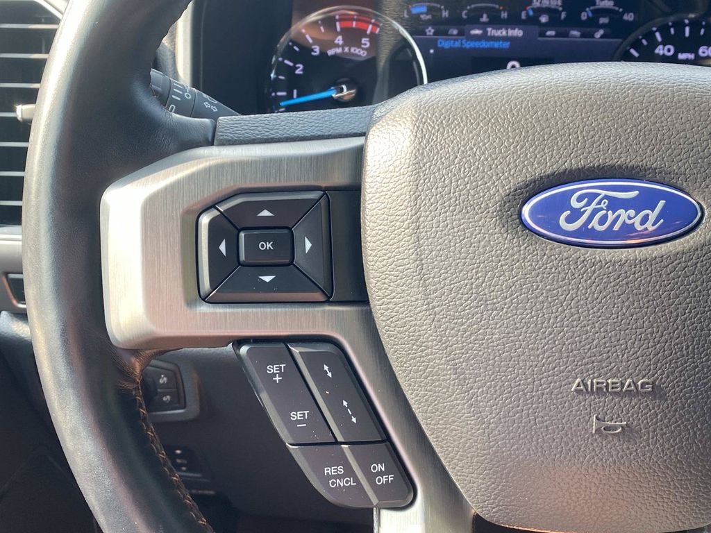 Certified 2022 Ford F350 Platinum w/ FX4 Off-Road Package AWD/4WD image 33