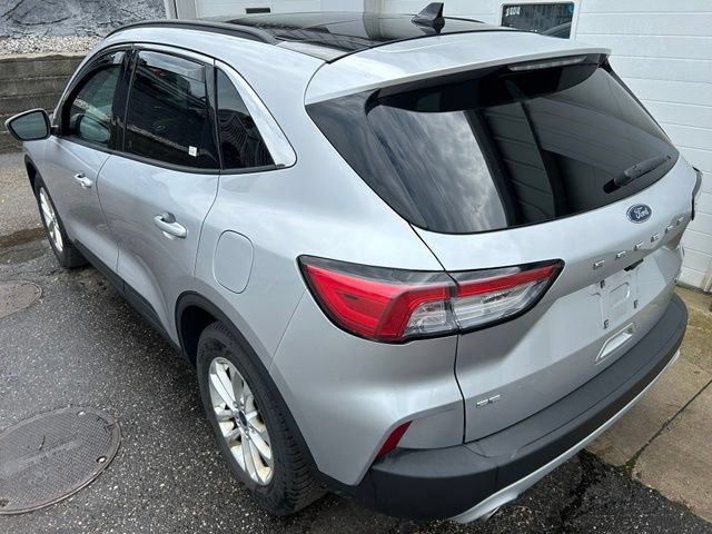 Certified 2020 Ford Escape SE FWD image 4