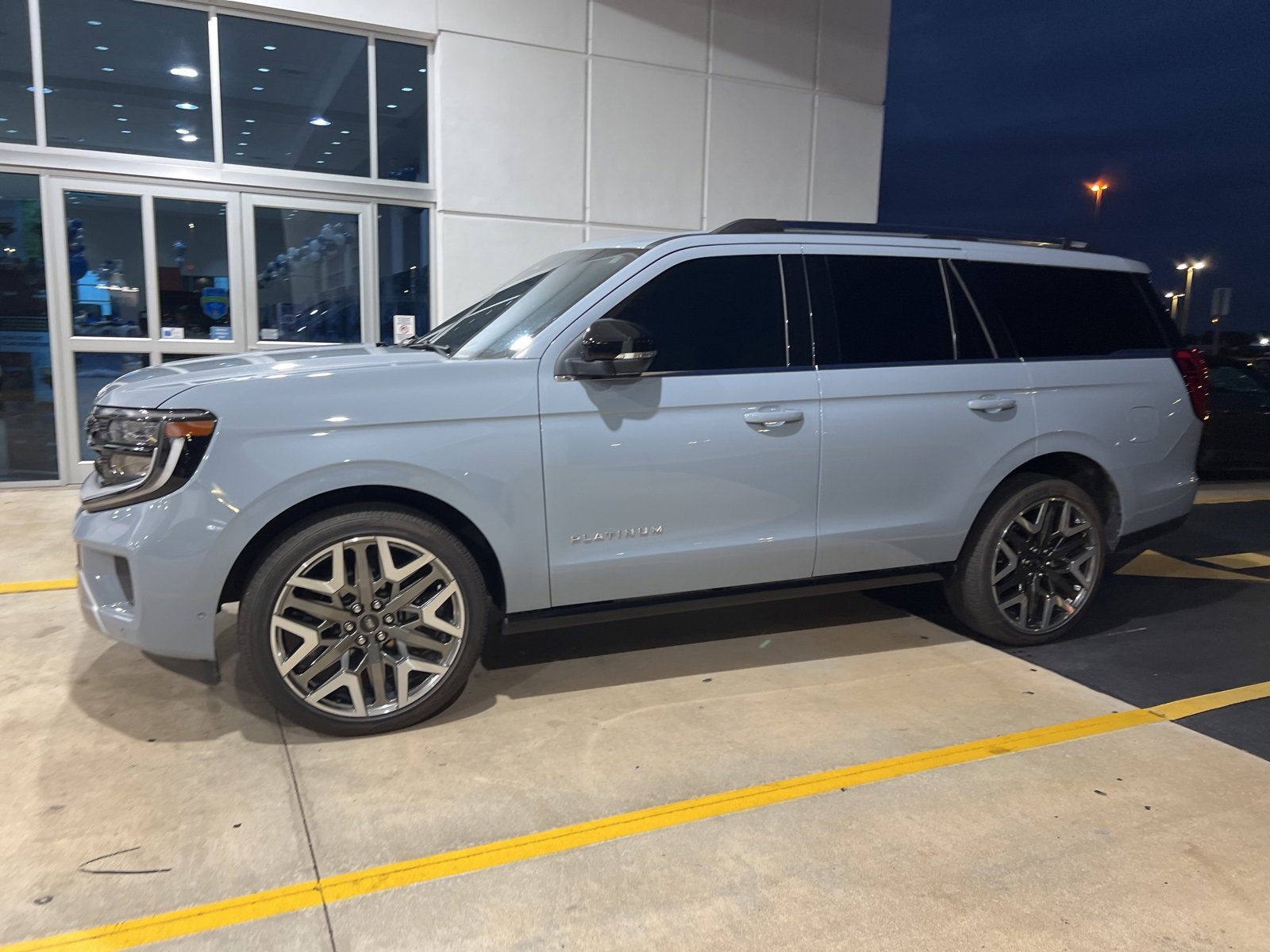 Certified 2025 Ford Expedition Platinum w/ Platinum Ultimate Package image 8