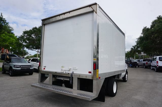 Certified 2024 Ford E-350 and Econoline 350 Super Duty w/ Power Windows & Locks Group RWD image 7
