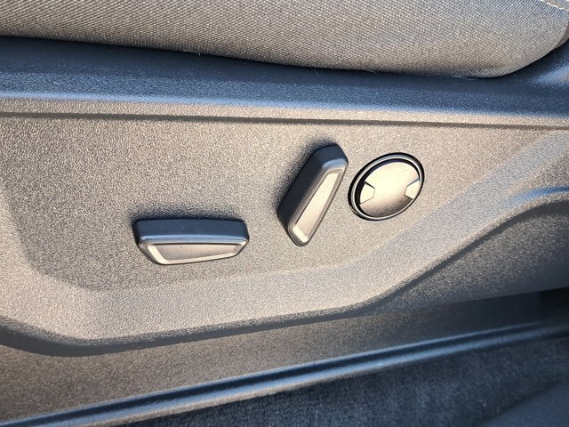 Certified 2022 Ford F150 XLT w/ Equipment Group 302A High image 22