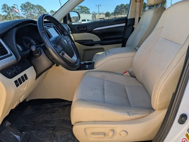 Used 2019 Toyota Highlander Plus image 15