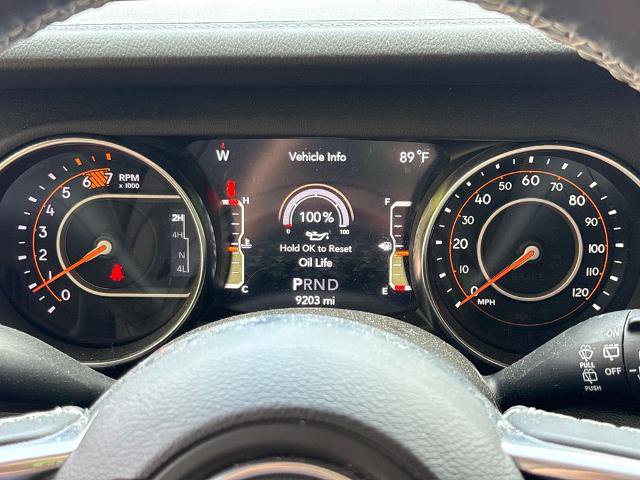 Used 2021 Jeep Wrangler Unlimited Sahara AWD/4WD image 21