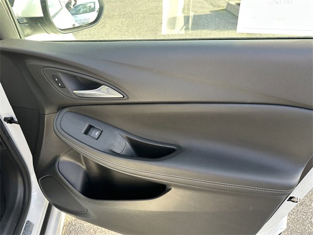 Used 2023 Buick Encore GX Select w/ Sport Touring Package image 36