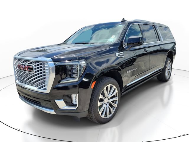 Used 2022 GMC Yukon XL Denali image 4