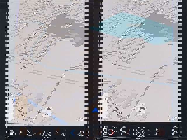 Used 2023 Volvo XC40 B5 Ultimate w/ Protection Package Premier image 28