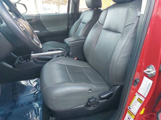 Used 2017 Toyota Tacoma SR5 w/ Tow Package image 15