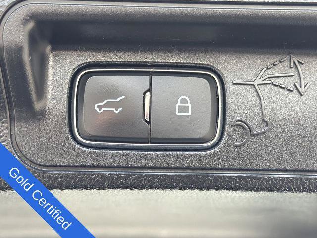 Certified 2022 Ford Explorer XLT w/ Equipment Group 202A AWD/4WD image 17