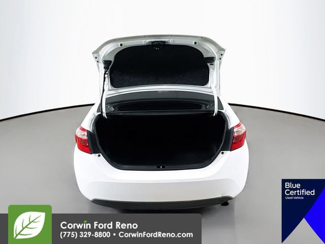 Used 2018 Toyota Corolla LE image 26