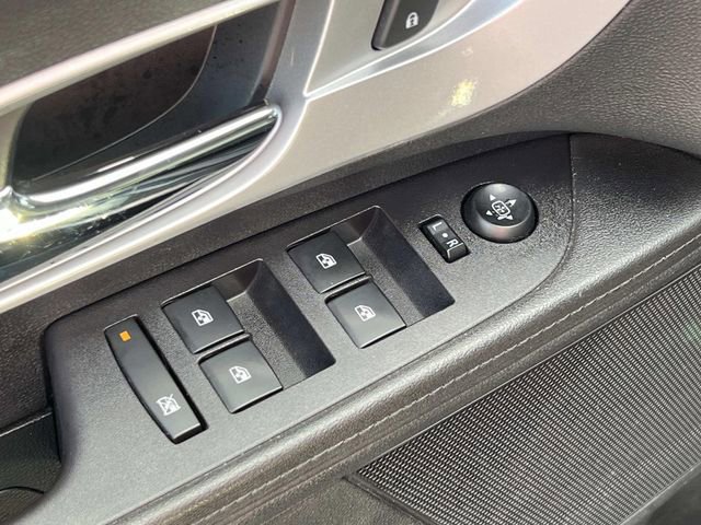 Used 2017 Chevrolet Equinox LT w/ Convenience Package FWD image 17