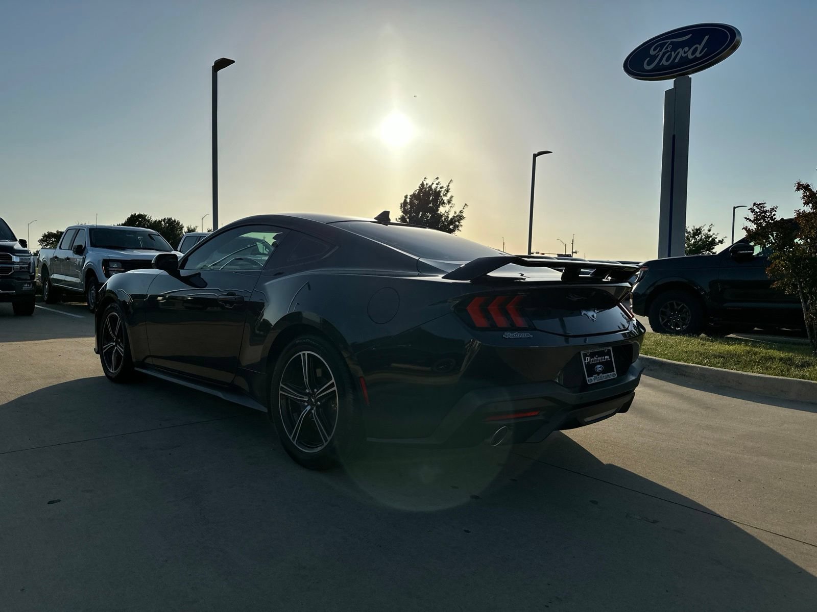 Certified 2024 Ford Mustang Coupe RWD image 4