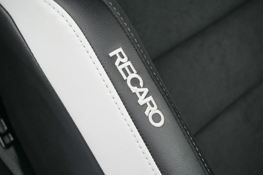 Certified 2022 Ford Mustang Shelby GT500 w/ Technology Package image 51