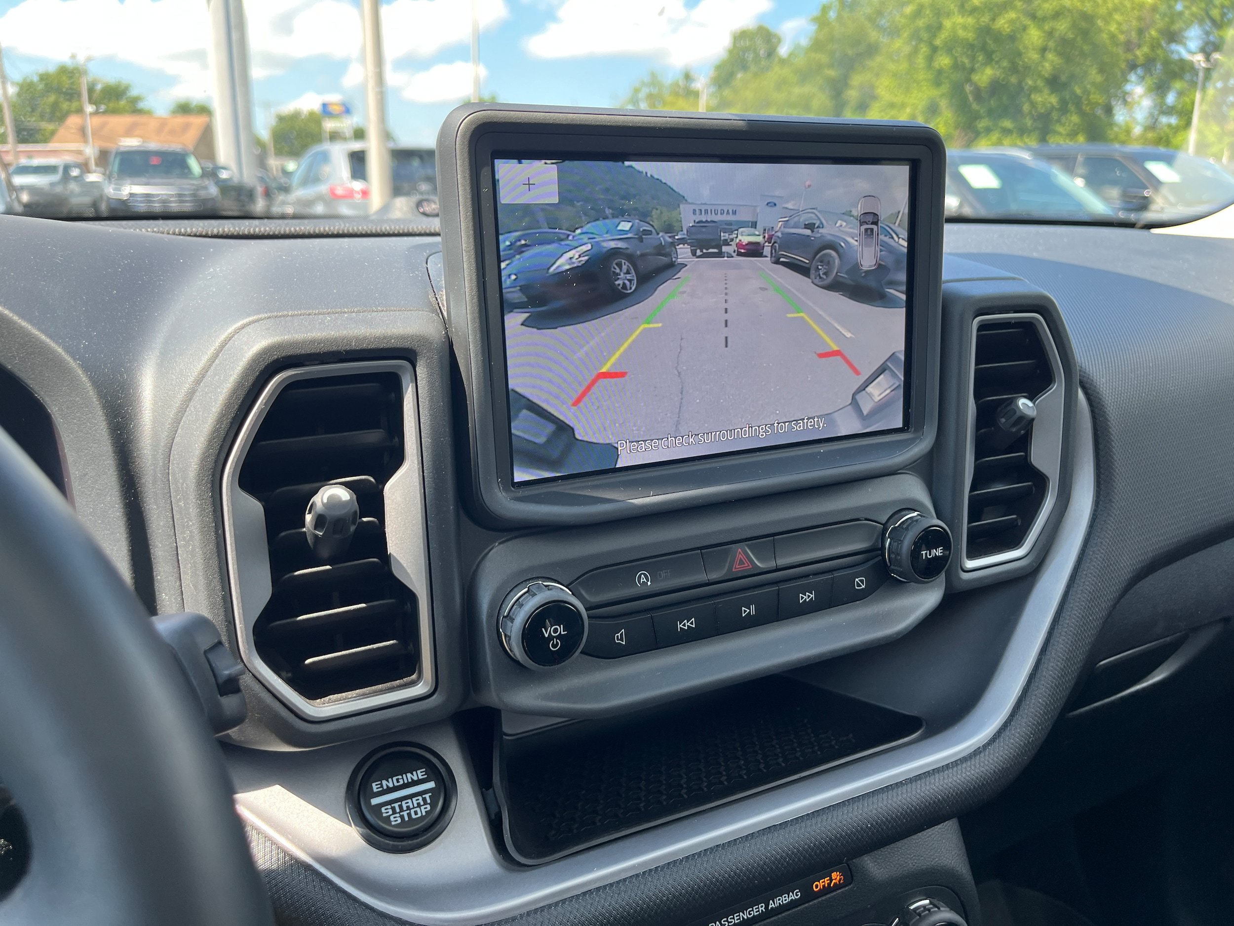 Certified 2024 Ford Bronco Sport Outer Banks w/ Tech Package AWD/4WD image 20