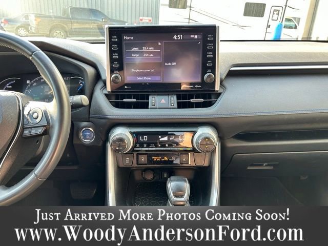 Used 2022 Toyota RAV4 XSE AWD/4WD image 12