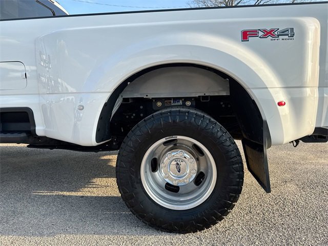 Certified 2024 Ford F350 Lariat w/ FX4 Off-Road Package image 23