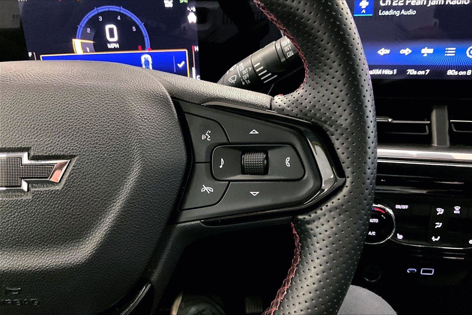 Used 2024 Chevrolet Trax RS w/ Driver Confidence Package image 18