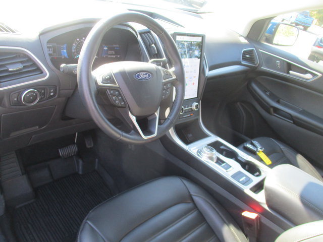 Certified 2024 Ford Edge SEL w/ Convenience Package AWD/4WD image 32