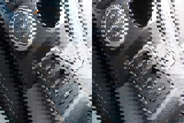 Certified 2025 Ford Bronco Badlands image 25