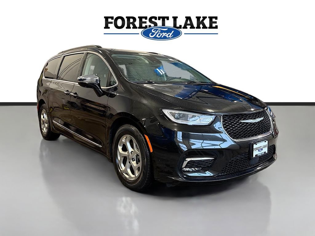Used 2023 Chrysler Pacifica Limited image 8