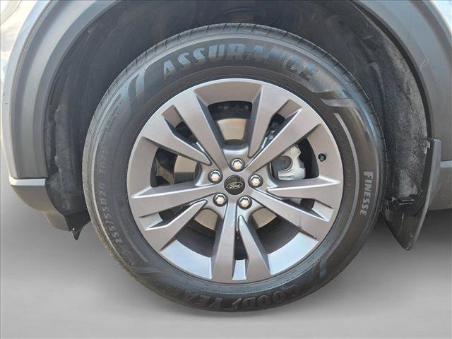 Certified 2021 Ford Explorer XLT w/ Equipment Group 202A AWD/4WD image 25