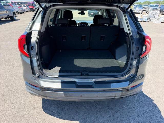 Used 2020 GMC Terrain SLE w/ Driver Convenience Package FWD image 7