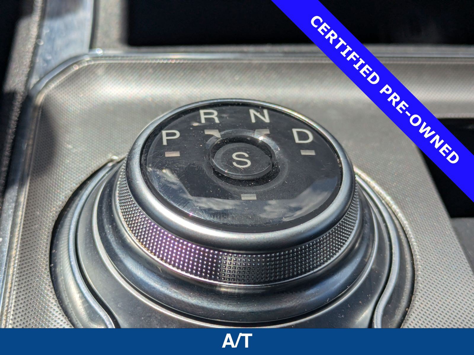 Certified 2022 Ford Edge Titanium AWD/4WD image 35