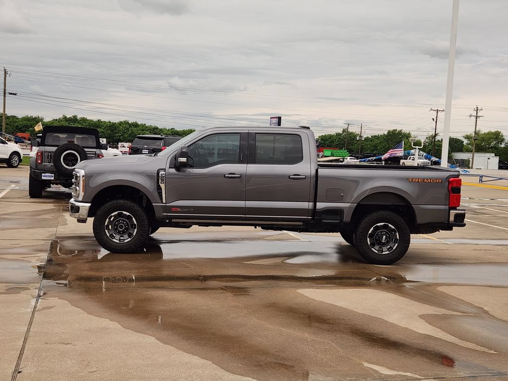 Certified 2024 Ford F250 Lariat w/ Lariat Ultimate Package AWD/4WD image 4