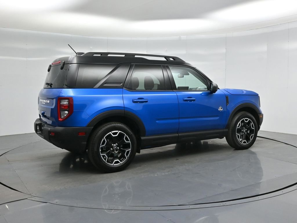 Certified 2025 Ford Bronco Sport Outer Banks w/ Outer Banks Tech Package+ image 11