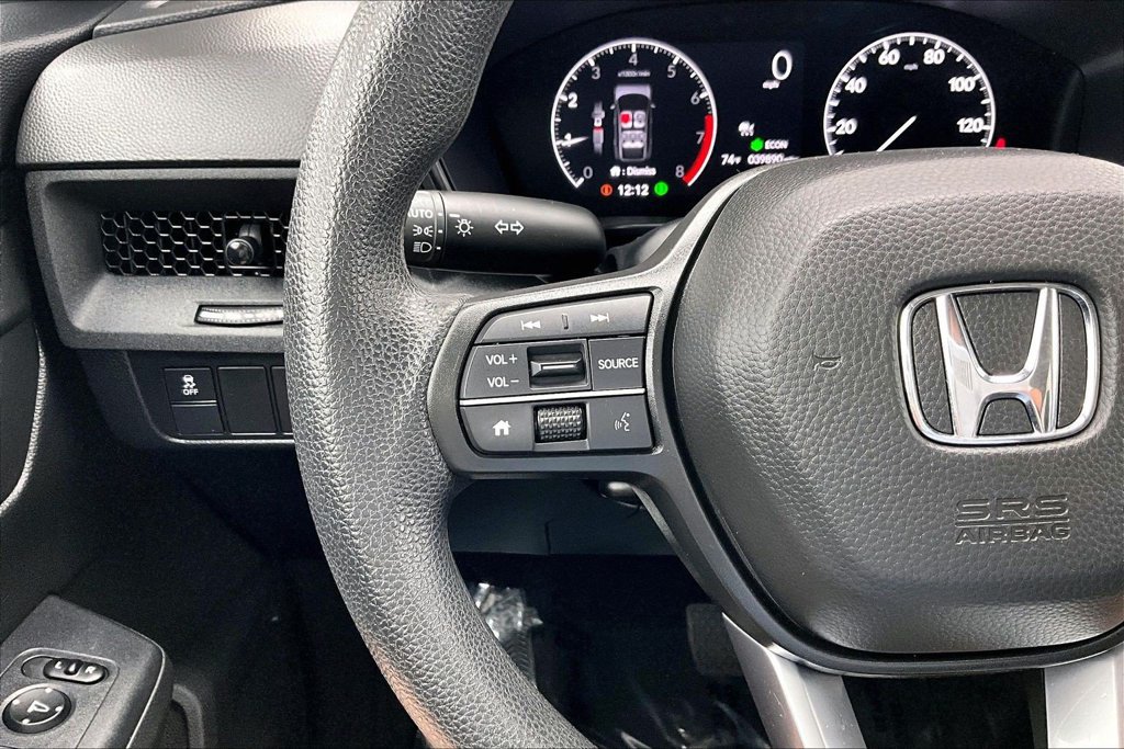 Used 2025 Honda CR-V LX image 18