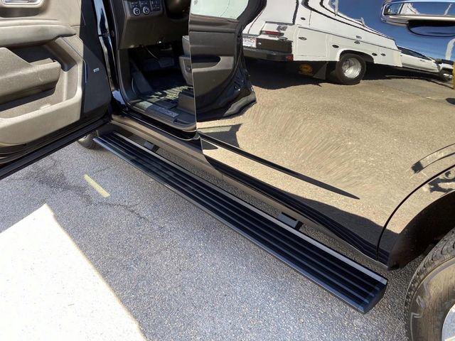 Used 2022 Chevrolet Tahoe High Country AWD/4WD image 12