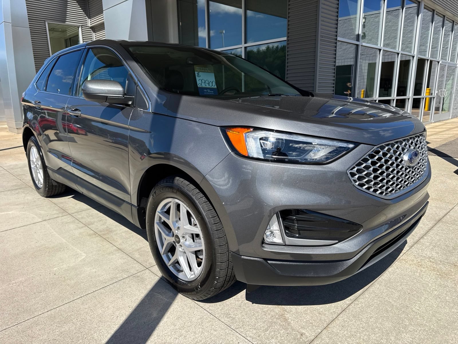 Certified 2024 Ford Edge SEL w/ Convenience Package AWD/4WD image 10