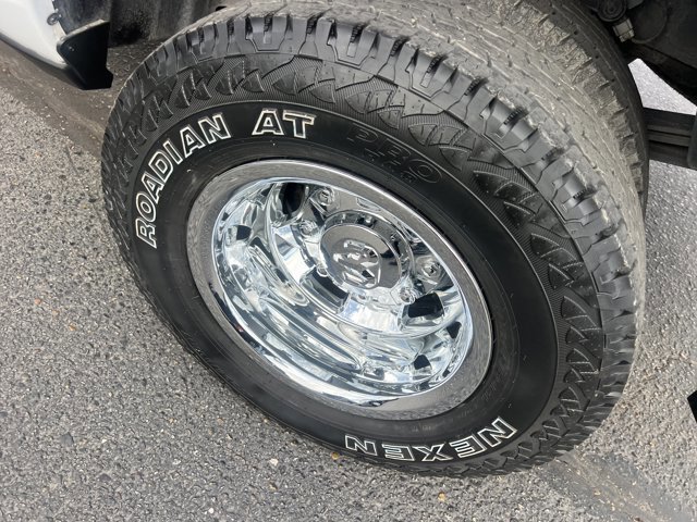 Used 2024 RAM 3500 Tradesman w/ Safety Group image 10