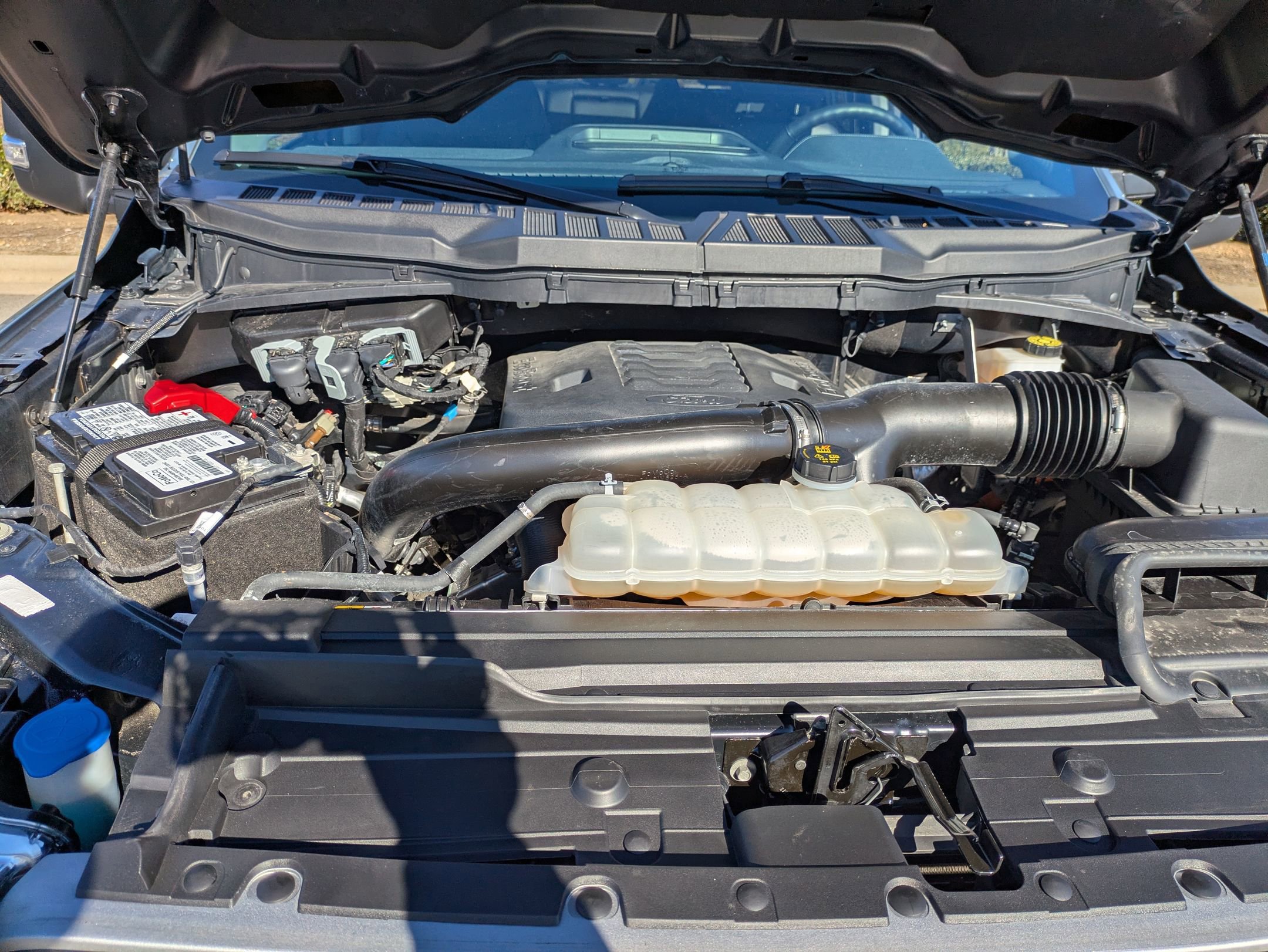 Certified 2023 Ford F150 Lariat w/ Equipment Group 502A High image 45