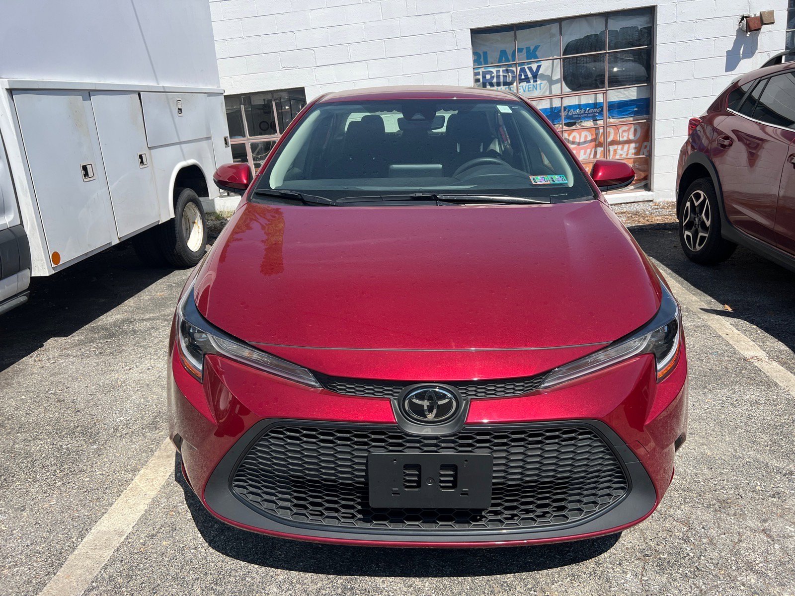 Used 2022 Toyota Corolla LE FWD image 2