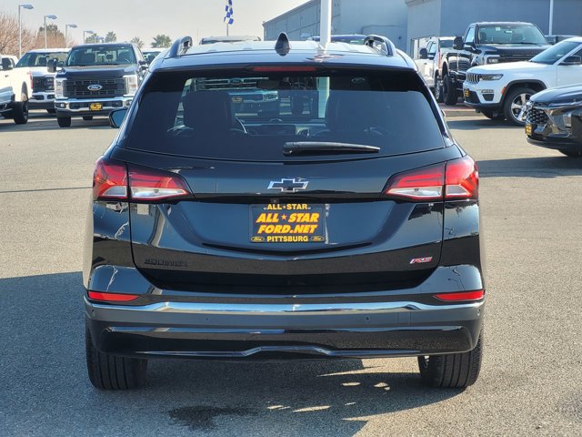 Used 2023 Chevrolet Equinox RS image 4