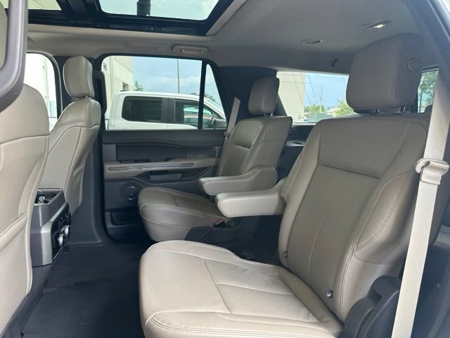 Certified 2020 Ford Expedition XLT w/ Equipment Group 202A RWD image 16